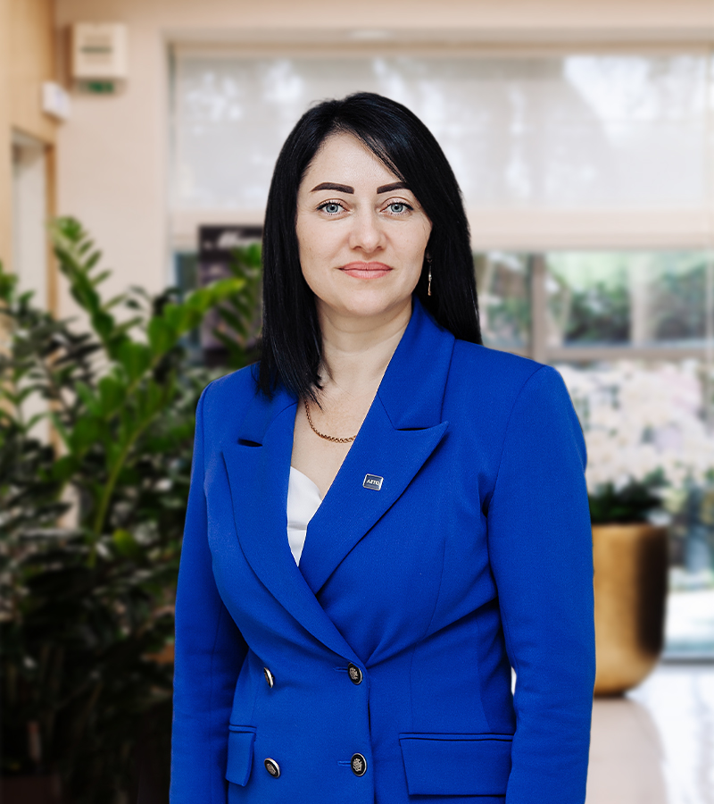 Елена  Калашникова