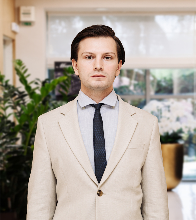 Ян Чатаджян