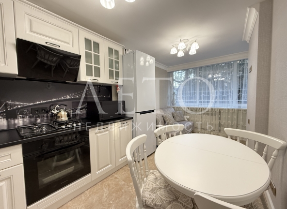 Островского ул-V68317